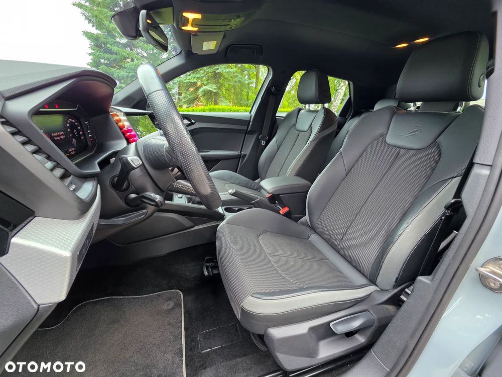 Audi A1 Sportback 35 TFSI S tronic S line - 9