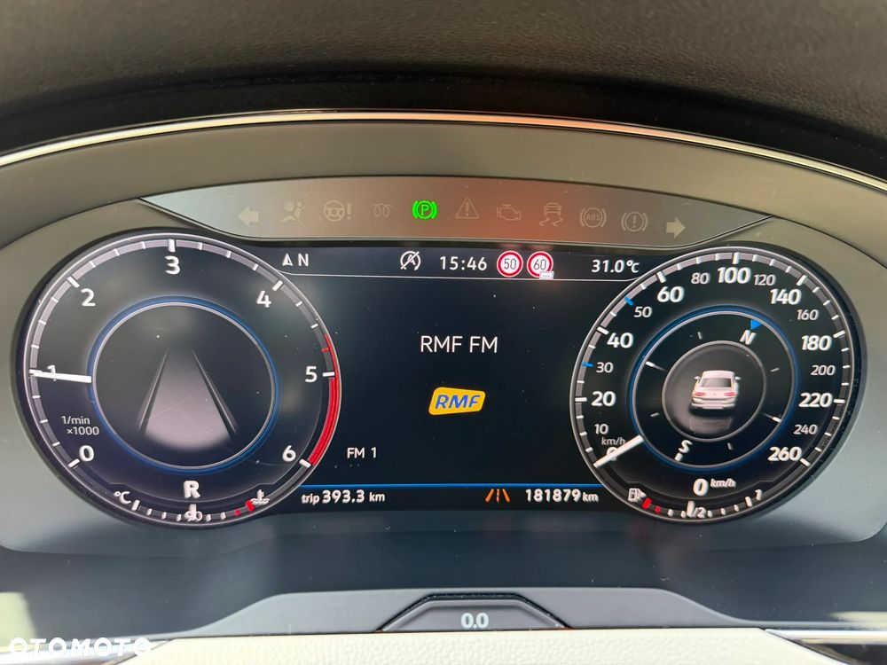 Volkswagen Passat 2.0 TDI SCR Highline DSG - 12