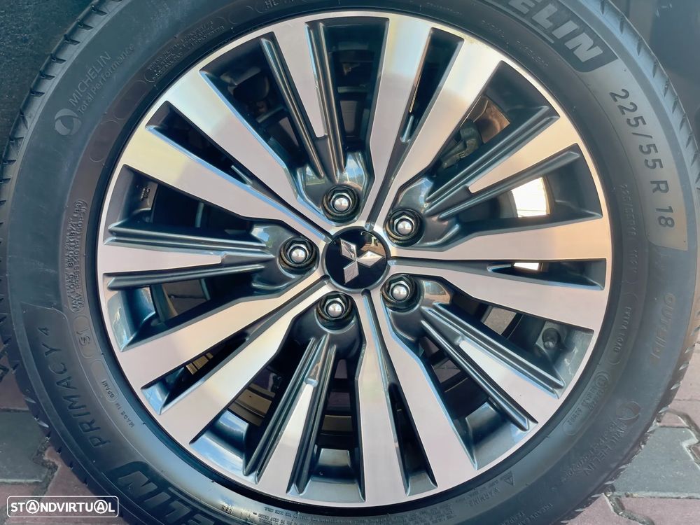 Mitsubishi Outlander 2.0 Kaiteki CVT - 15