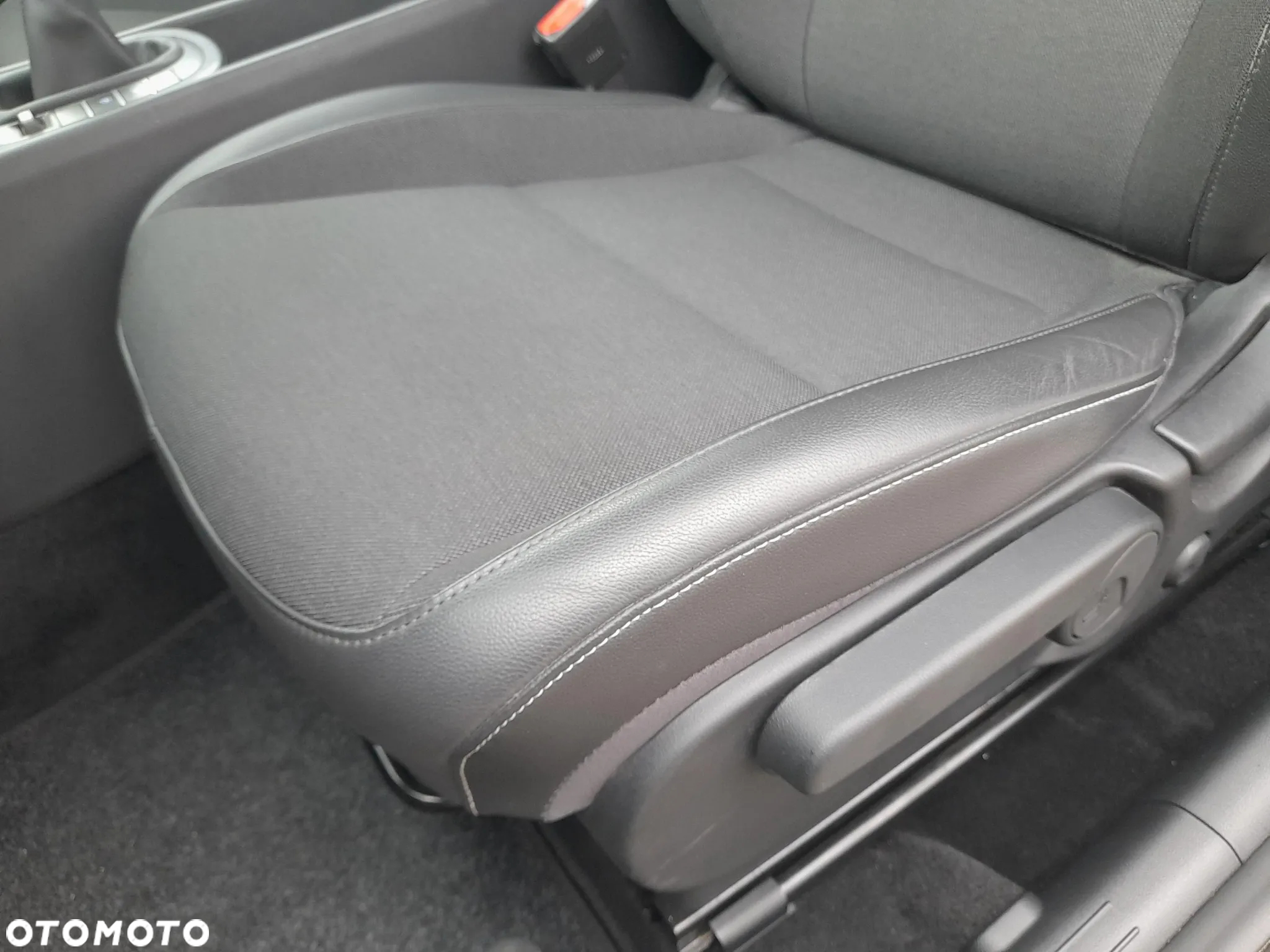 Hyundai Kona 1.0 T-GDI Executive DCT - 13