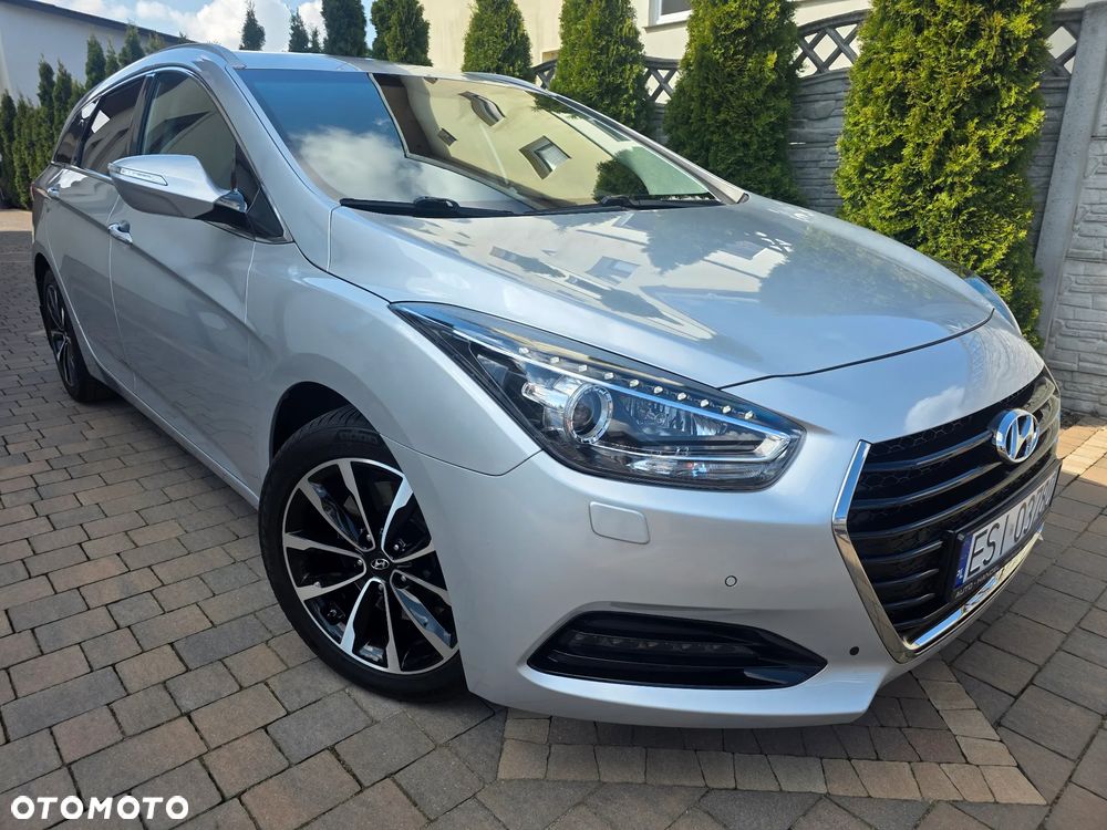 Hyundai i40 Kombi 1.7 CRDi DCT Premium - 9