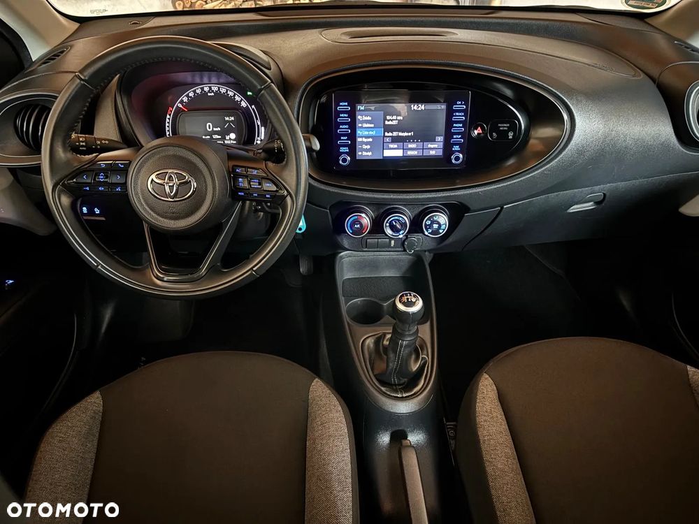 Toyota Aygo X 1.0 VVT-i Prime X-cite - 11
