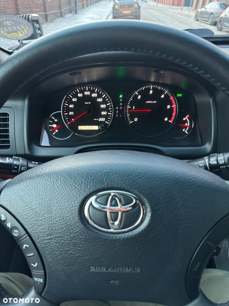 Toyota Land Cruiser - 11