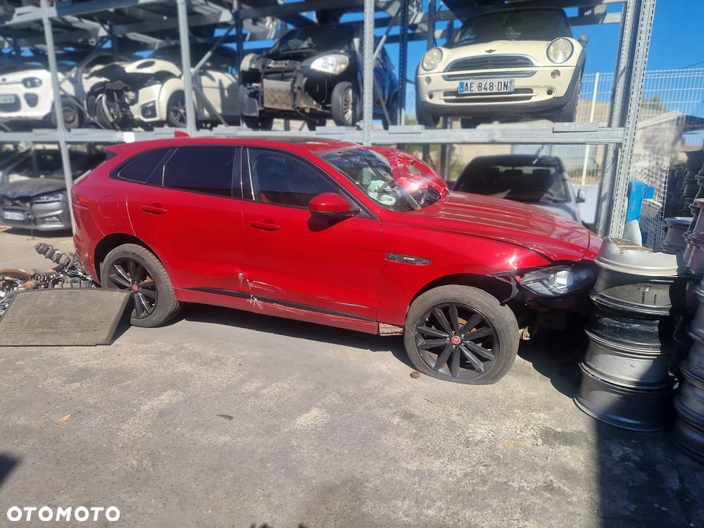 Jaguar F-Pace 20d R-Sport - 1