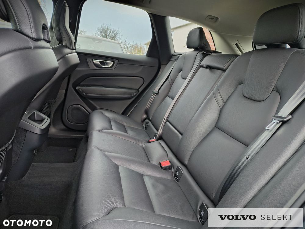 Volvo XC 60 - 22