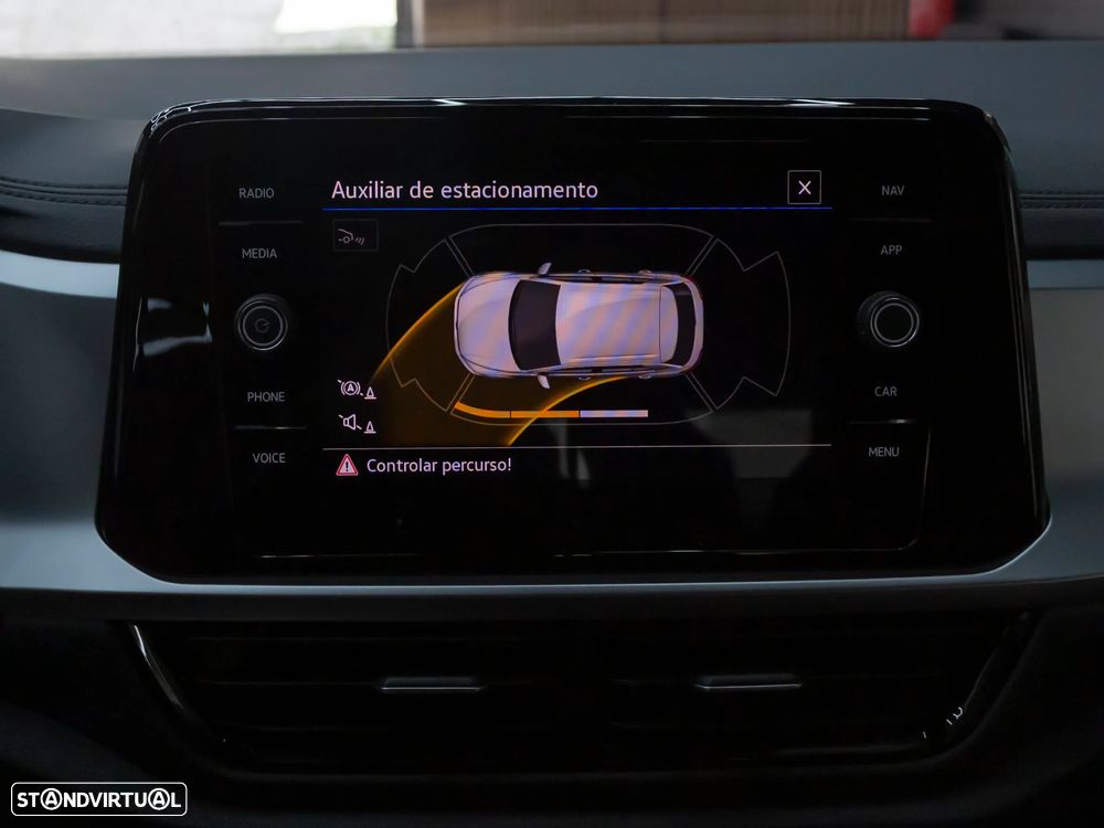 VW T-Roc 1.0 TSI Urban - 34