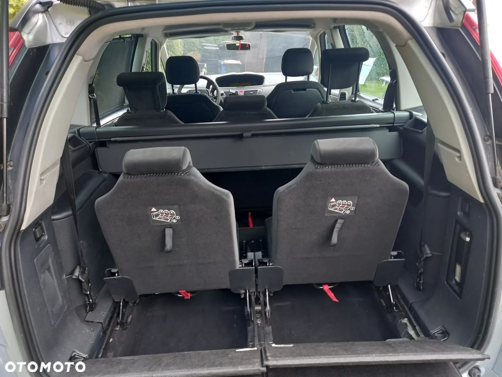 Citroën C4 Picasso 1.6 HDi FAP Exclusive - 9