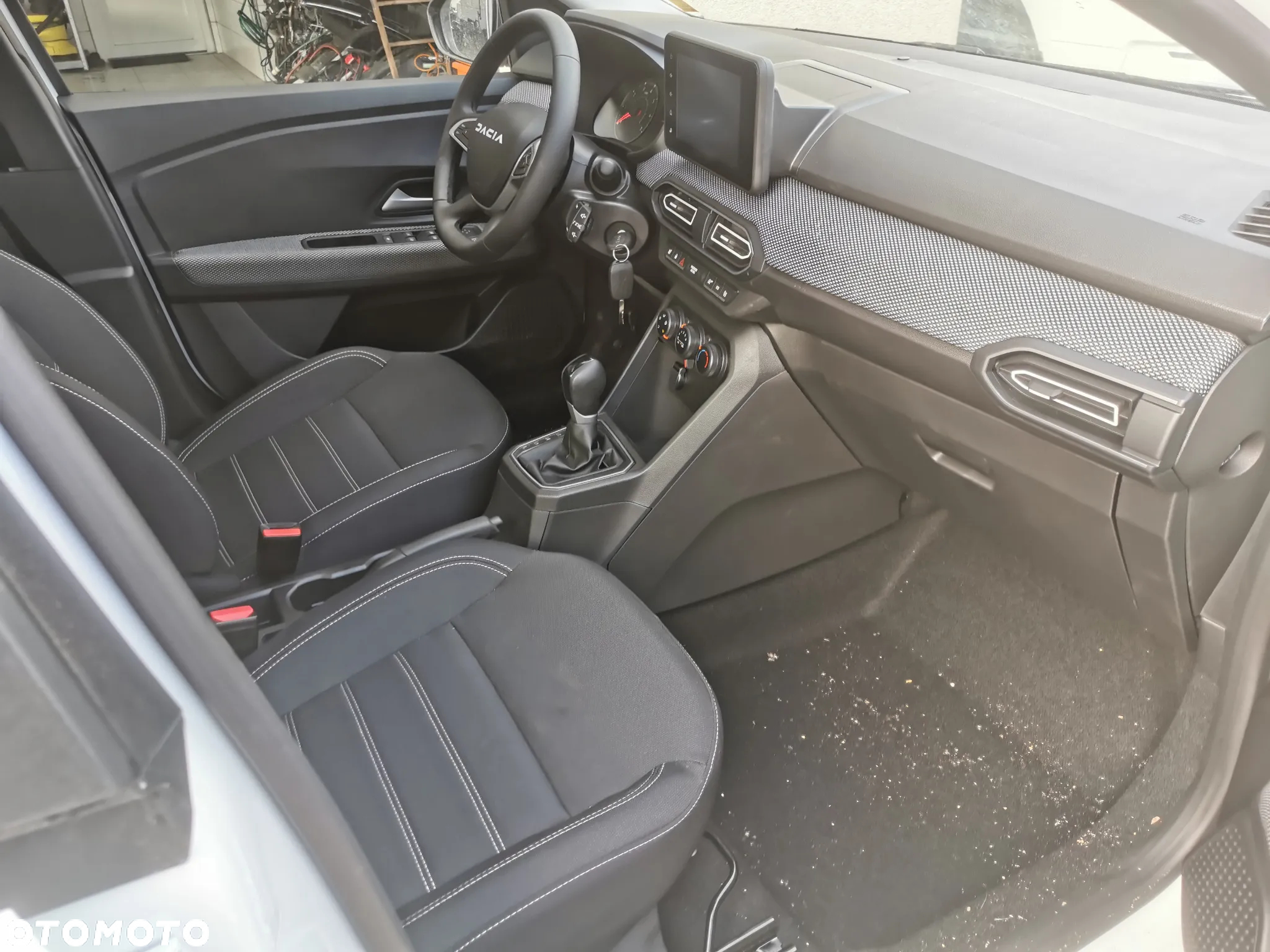 Dacia Sandero 1.0 TCe Expression CVT - 6