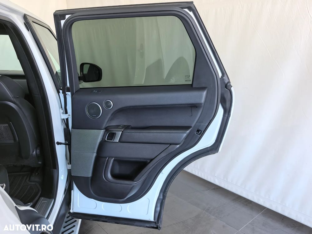 Land Rover Range Rover Sport 3.0 I TDV6 - 28