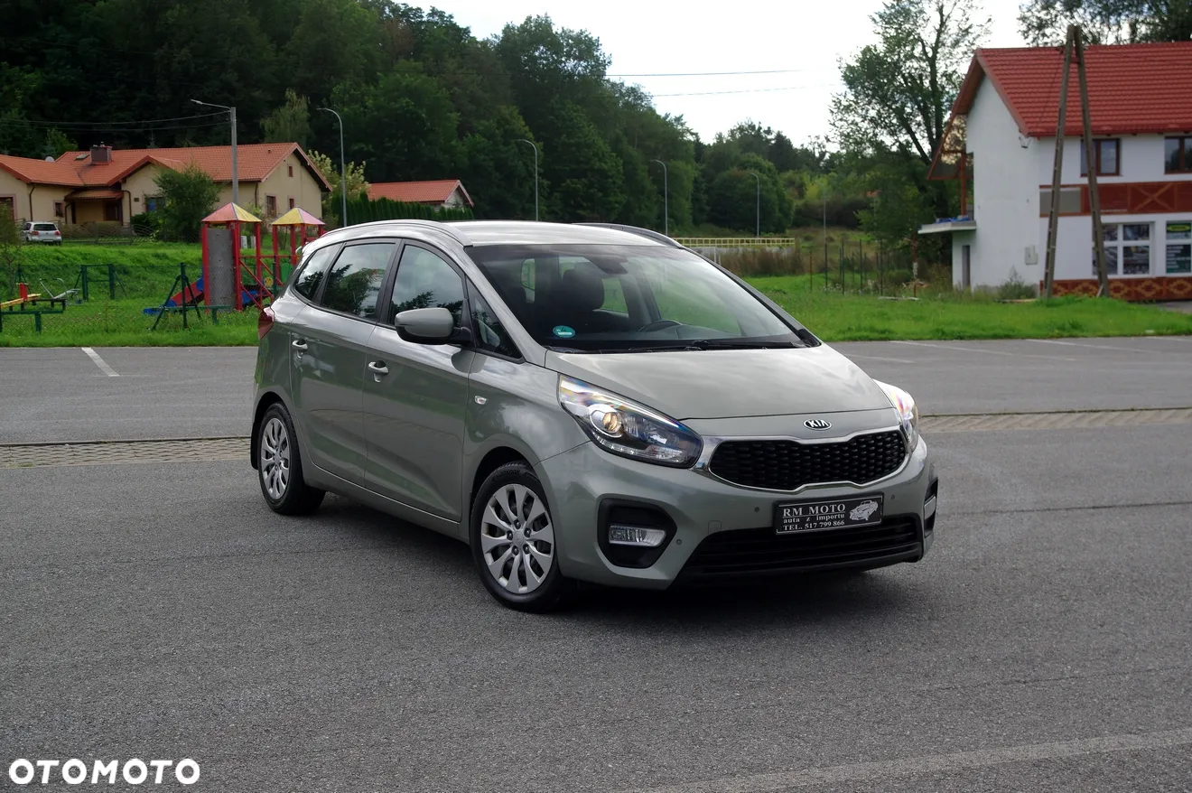 Kia Carens 1.7 CRDi XL 7os - 18
