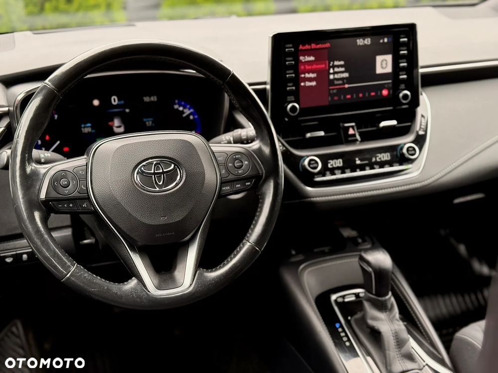 Toyota Corolla 1.8 Business Edition - 12