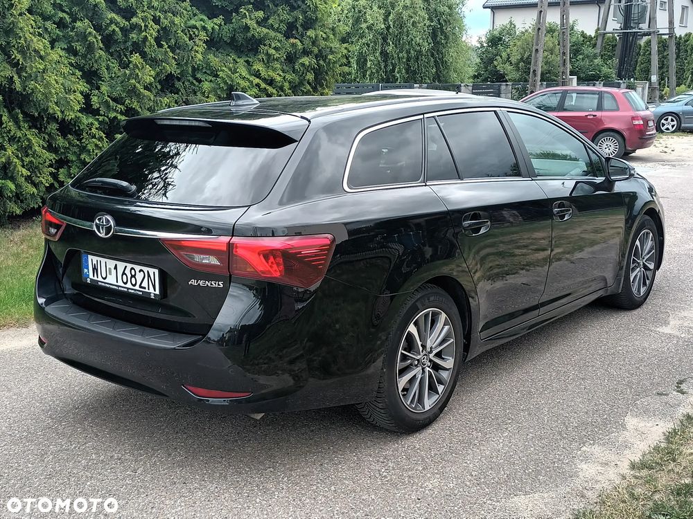 Toyota Avensis 2.0 D-4D Prestige - 8