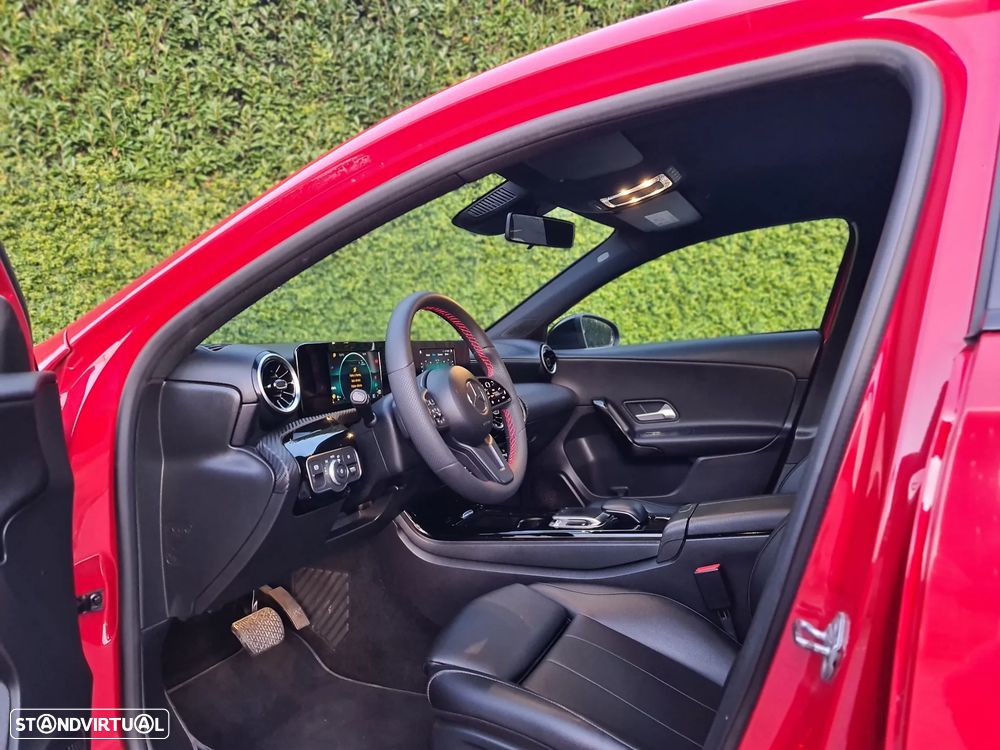 Mercedes-Benz A 180 d 7G-DCT AMG Line - 13