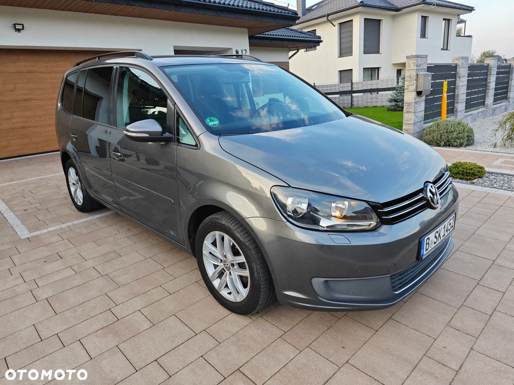 Volkswagen Touran - 27