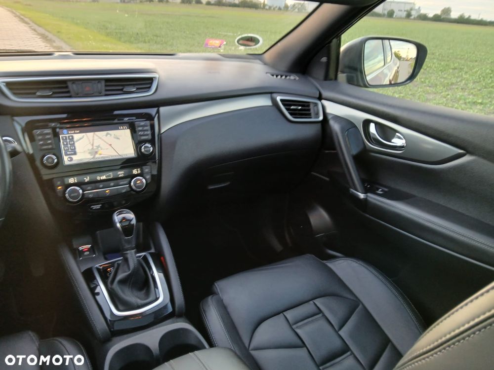 Nissan Qashqai 1.2 DIG-T Xtronic 360 - 34