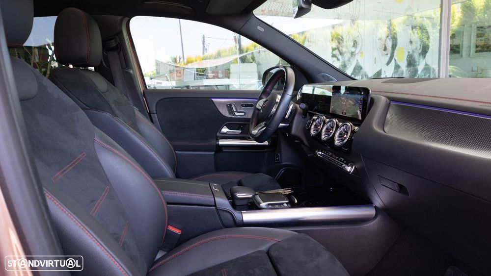 Mercedes-Benz EQA 300 4Matic AMG Line - 16
