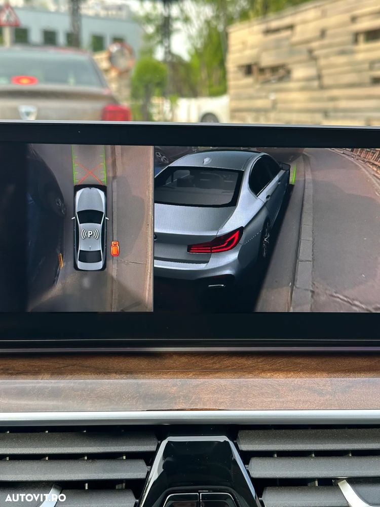 BMW Seria 5 530i xDrive AT - 25
