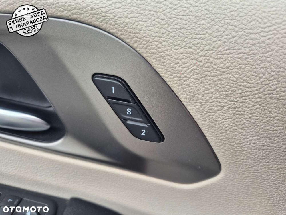 Chrysler Pacifica - 39