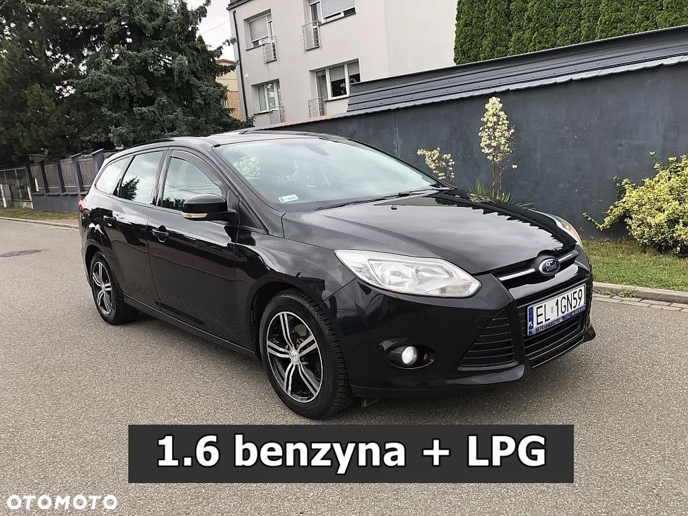 Ford Focus 1.6 Trend - 32