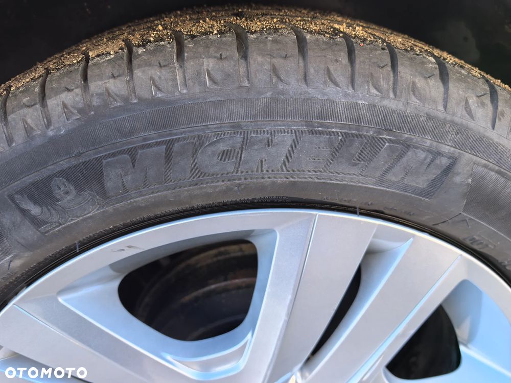 Peugeot 208 82 PureTech Style - 15