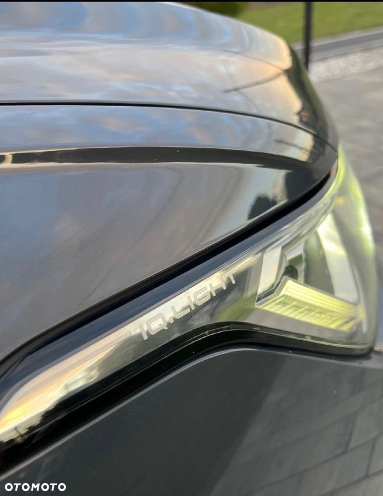 Volkswagen Tiguan 2.0 TDI SCR 4MotION DSG R-Line - 23