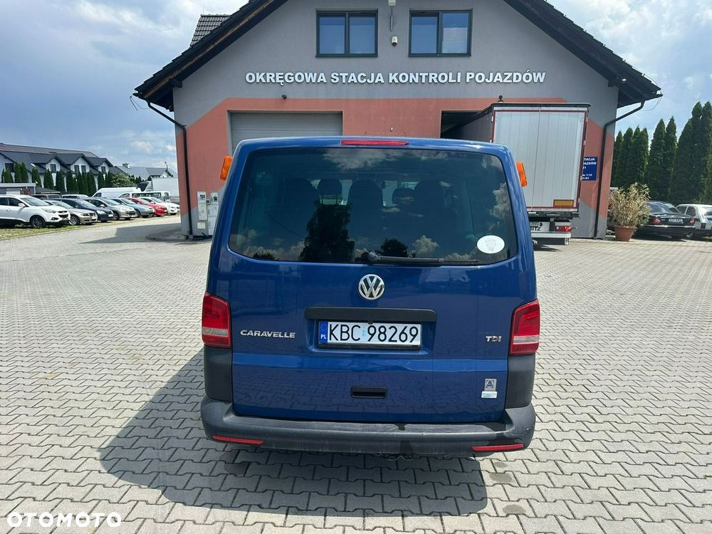 Volkswagen Caravelle - 5