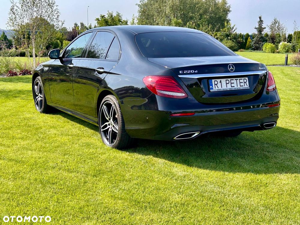Mercedes-Benz Klasa E 220 d 4-Matic 9G-TRONIC - 4