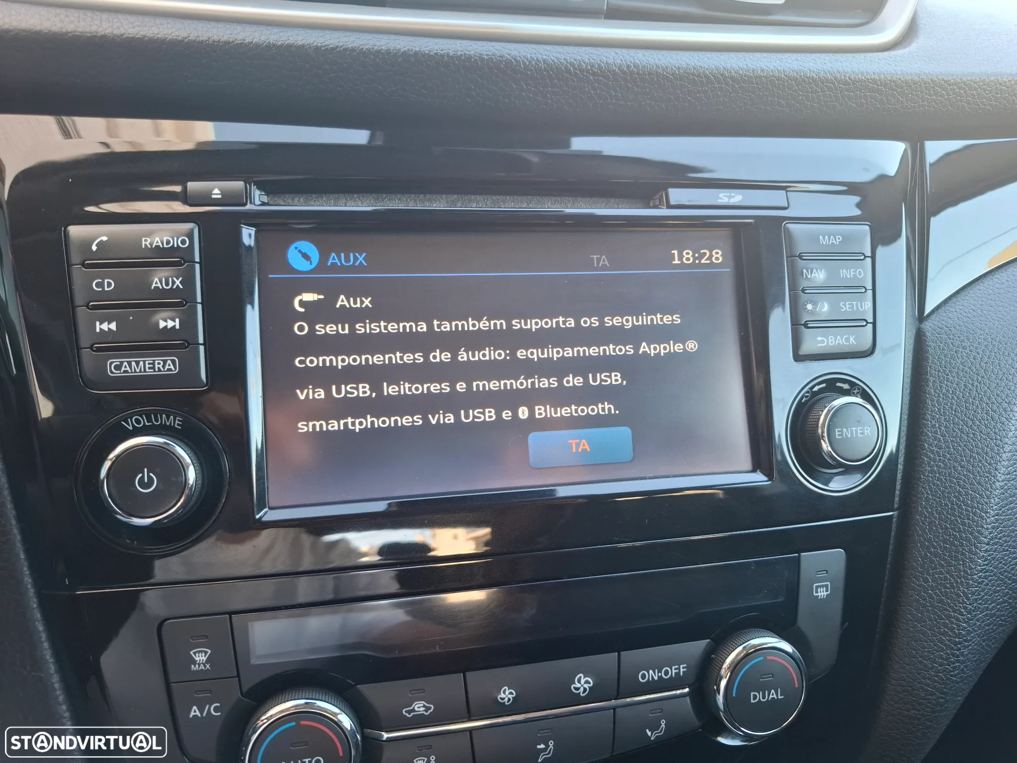 Nissan Qashqai 1.5 dCi N-Connecta - 16