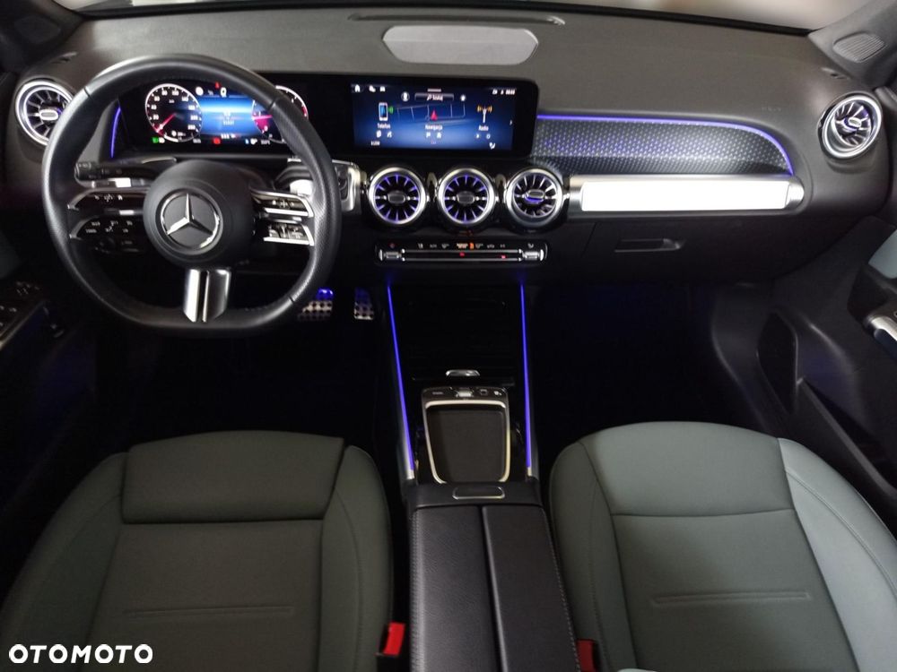 Mercedes-Benz GLB 200 d 4-Matic AMG Line 8G-DCT - 17