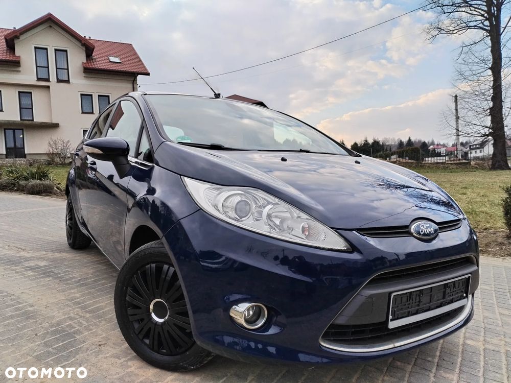 Ford Fiesta - 2