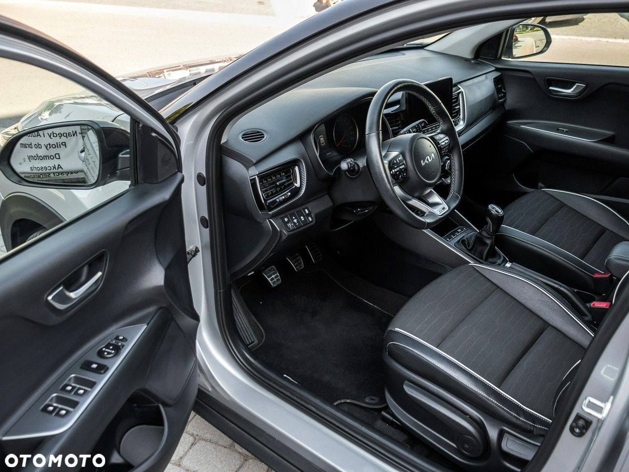 Kia Stonic 1.0 T-GDI MHEV GT Line - 10