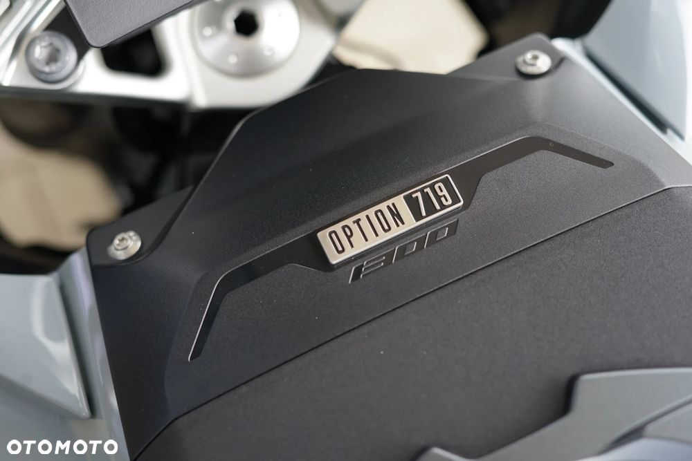 BMW R - 25