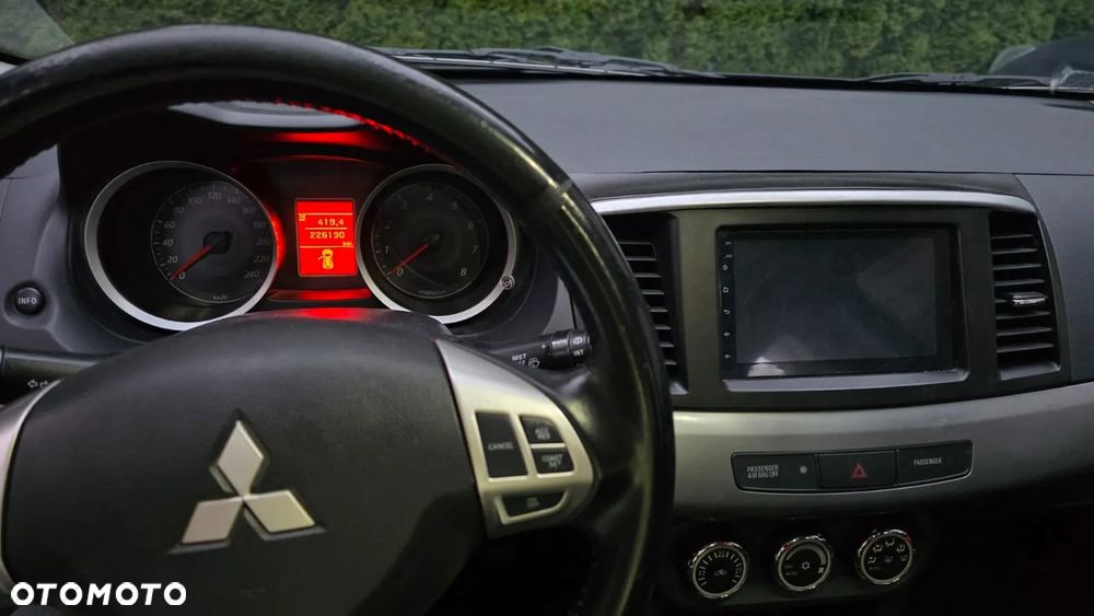 Mitsubishi Lancer 1.8 Invite - 9