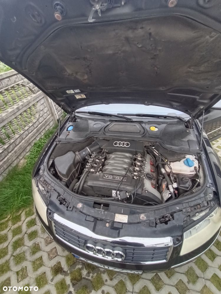 Audi A8 - 1
