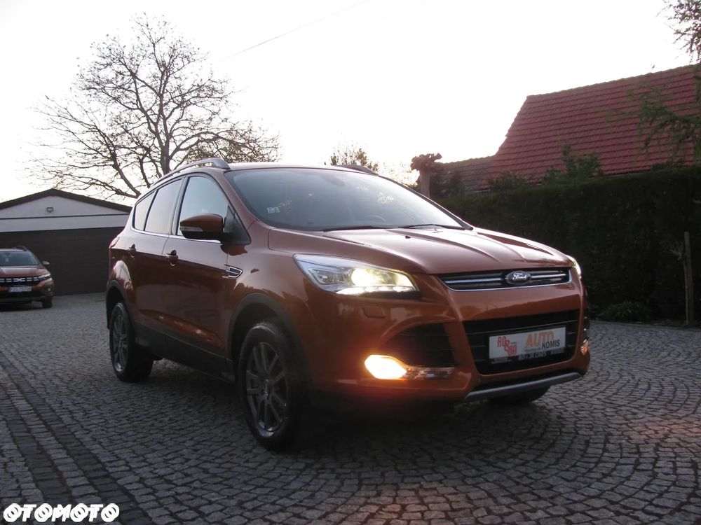 Ford Kuga 2.0 TDCi 2x4 Titanium - 36