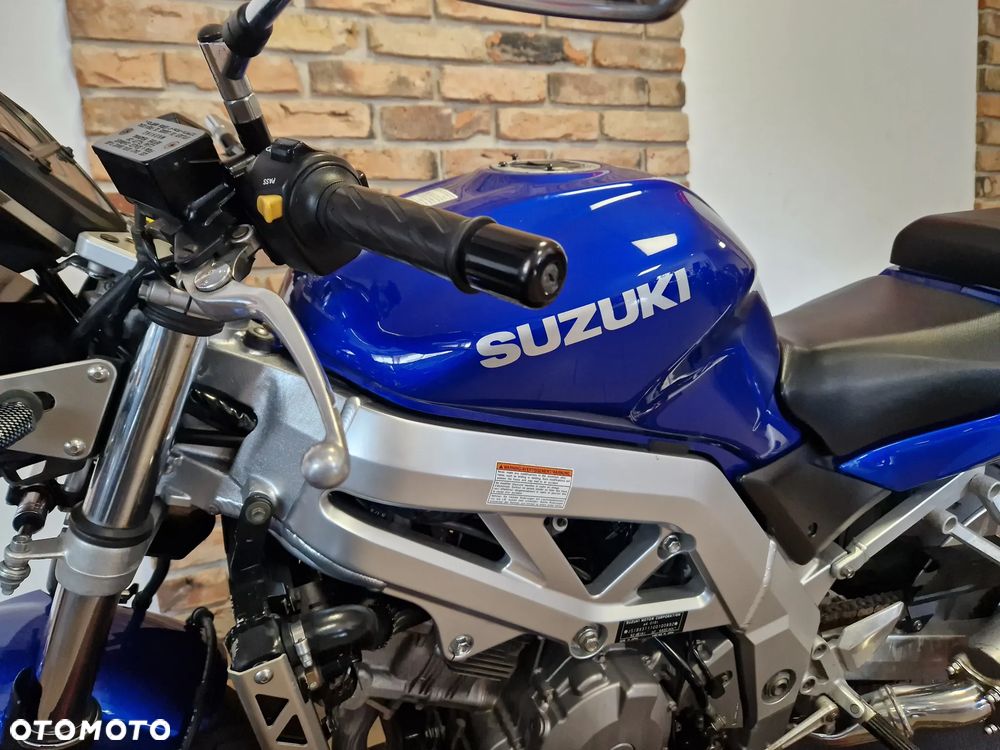 Suzuki SV - 20