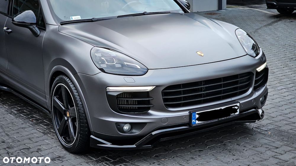 Porsche Cayenne - 17