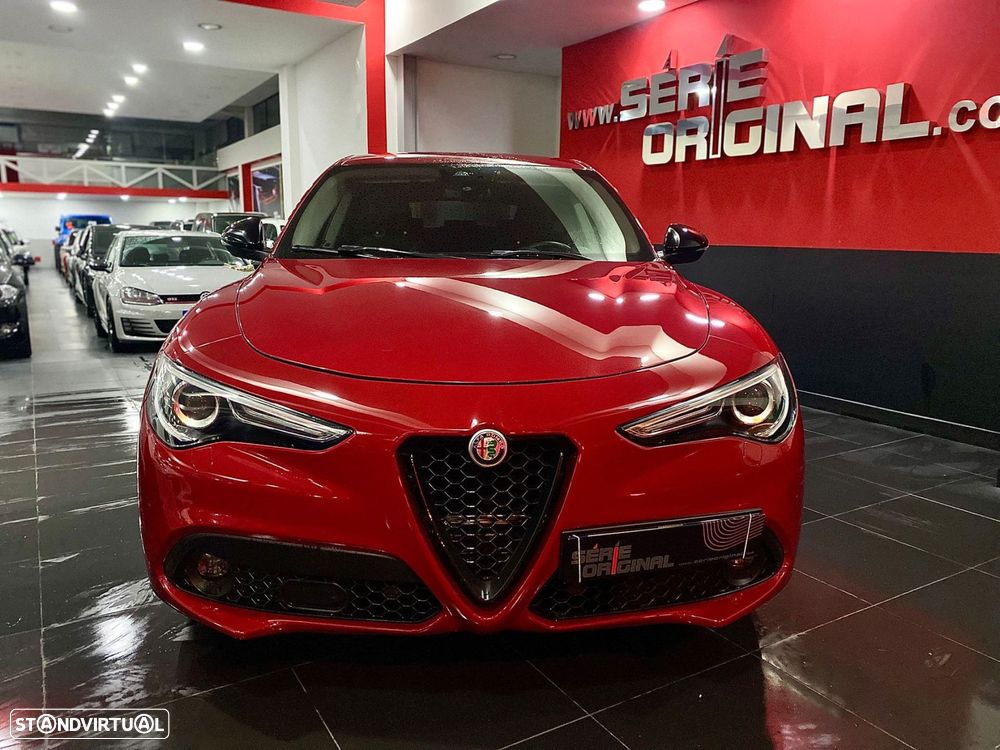Alfa Romeo Stelvio 2.2 16V AT8-Q4 Executive - 2