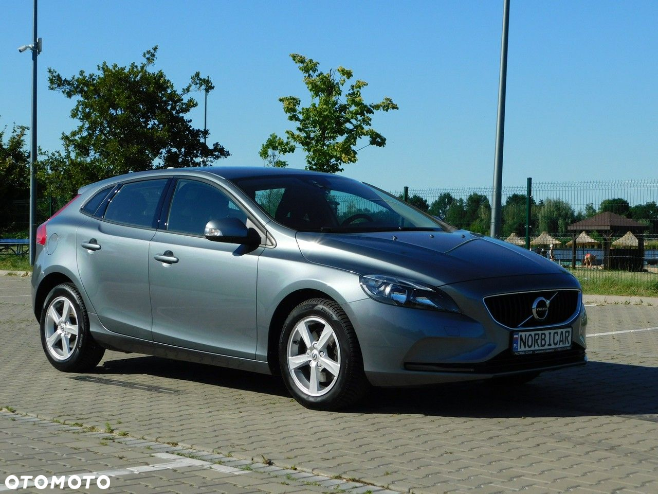 Volvo V40 - 30