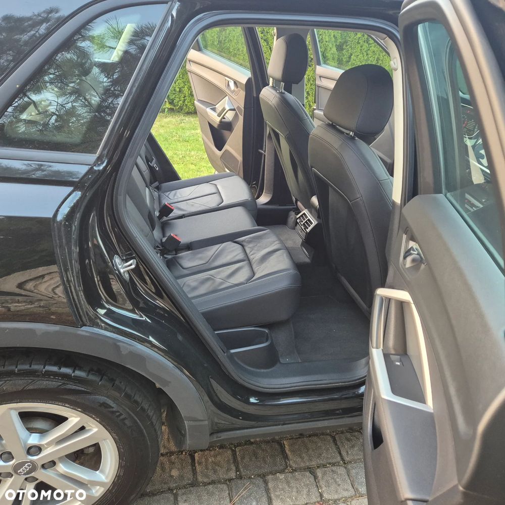 Audi Q3 35 TFSI S line - 12