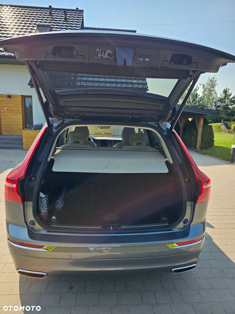 Volvo XC 60 B4 D AWD Inscription - 9