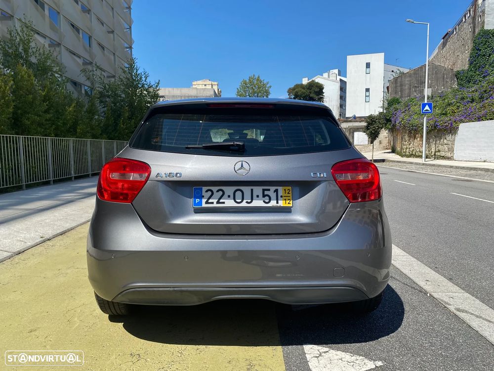 Mercedes-Benz A 180 CDI (BlueEFFICIENCY) - 4