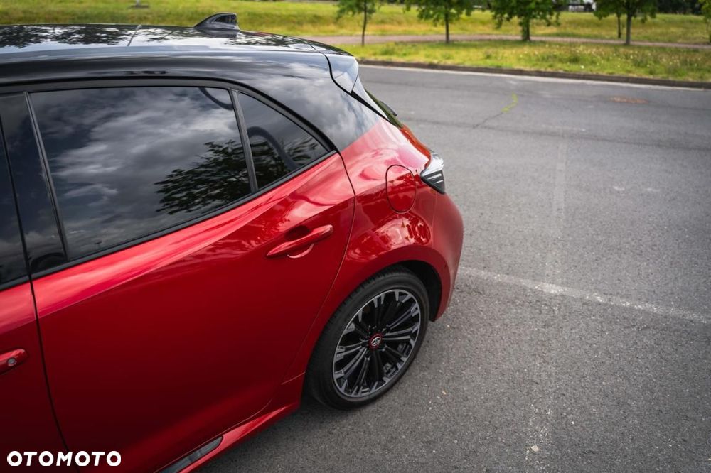 Toyota Corolla - 12