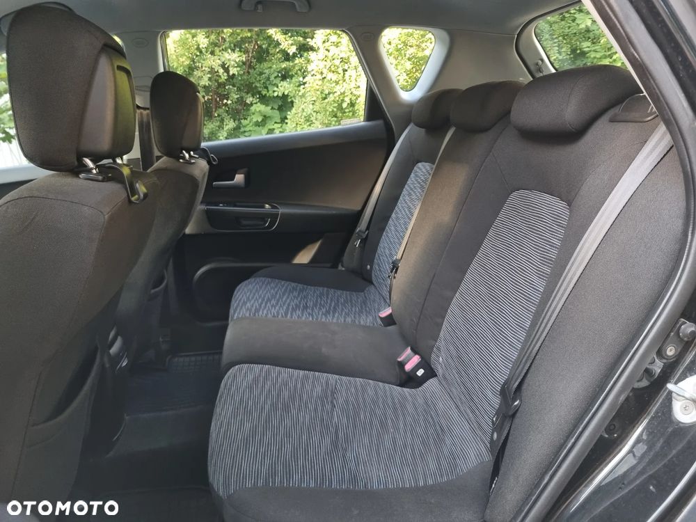 Kia Ceed 1.6 Crdi Comfort + - 7