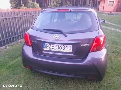 Toyota Yaris 1.4 D-4D Active EU6 - 11