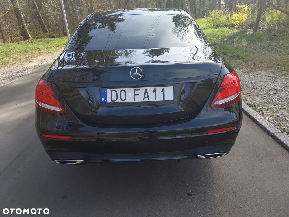 Mercedes-Benz Klasa E 220 d Business Edition 9G-TRONIC - 6