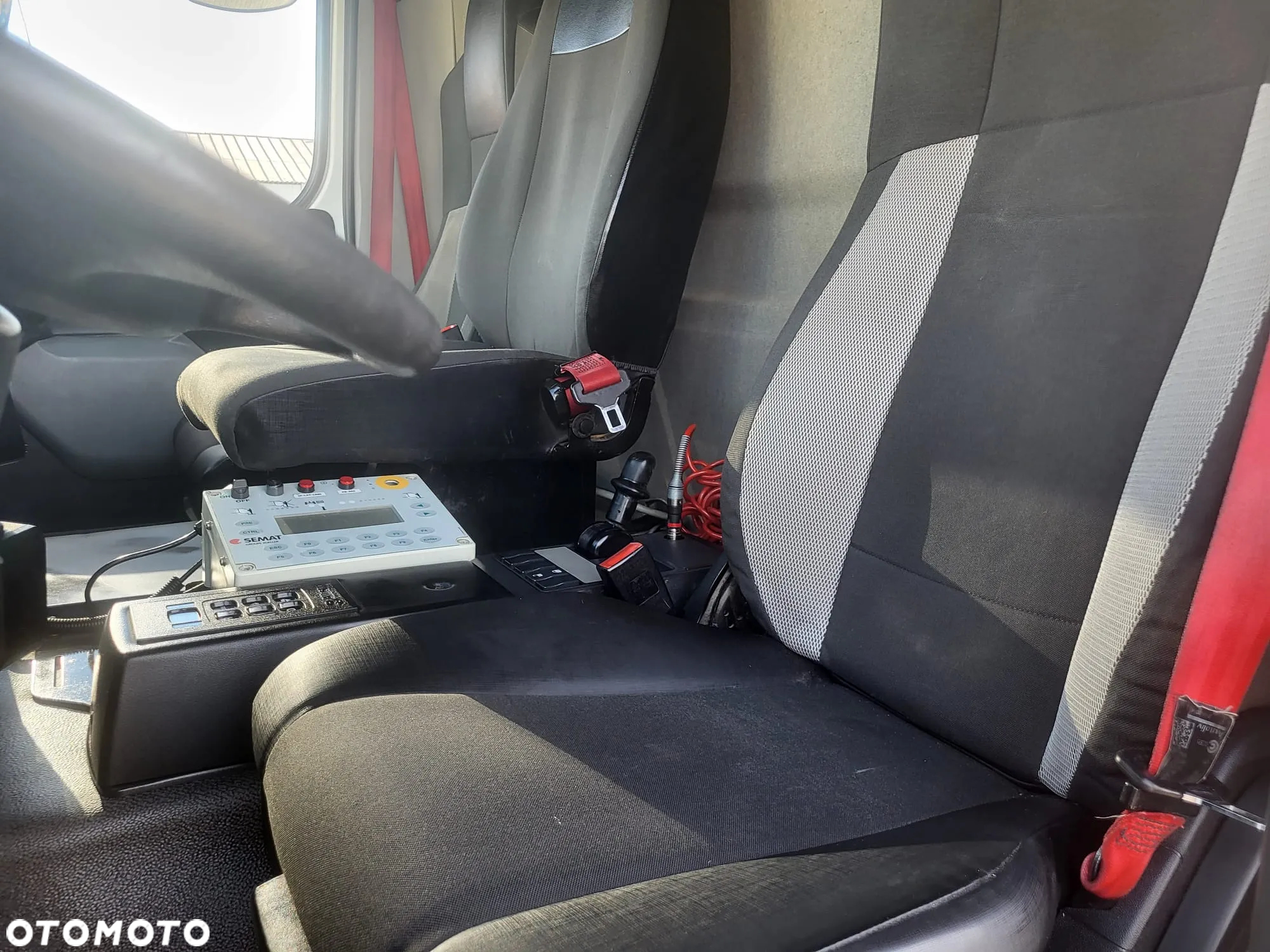 Renault Gama D Wide - 8