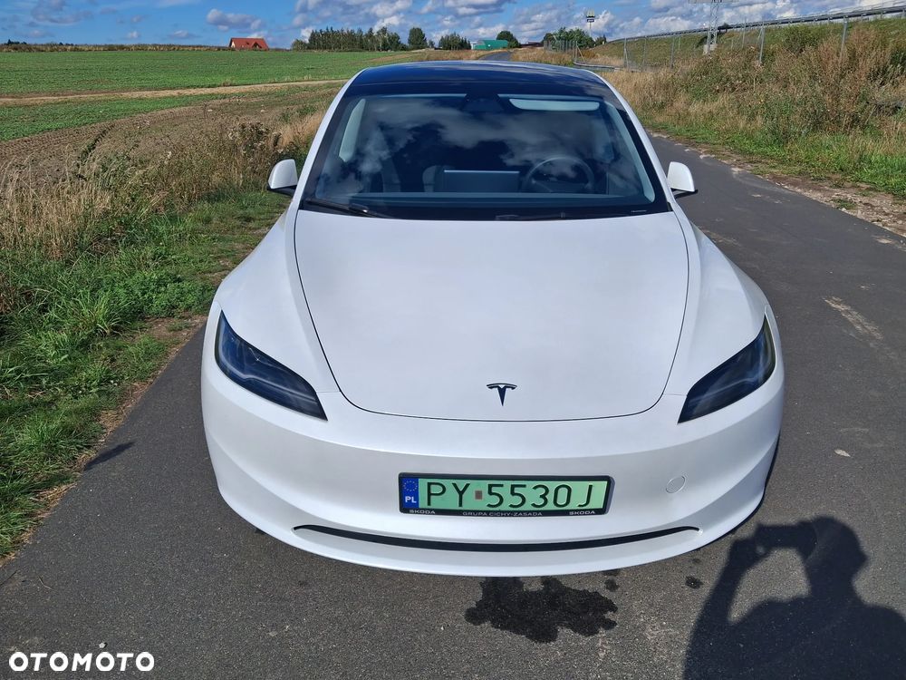 Tesla Model 3 - 2