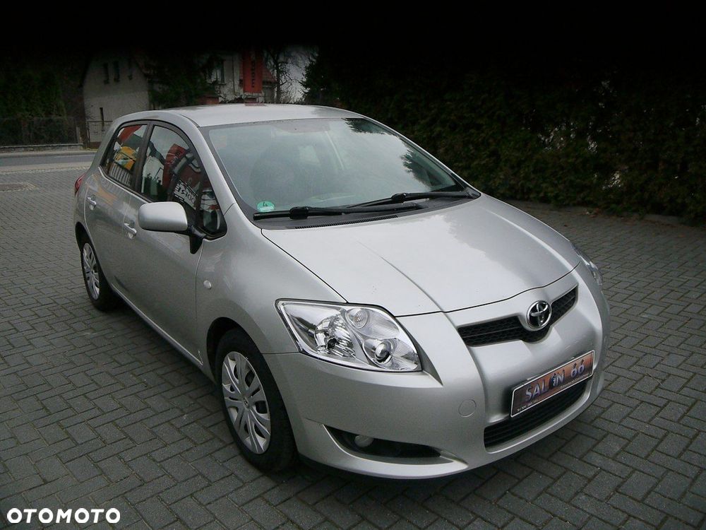 Toyota Auris 1.6 Valvematic Edition - 3