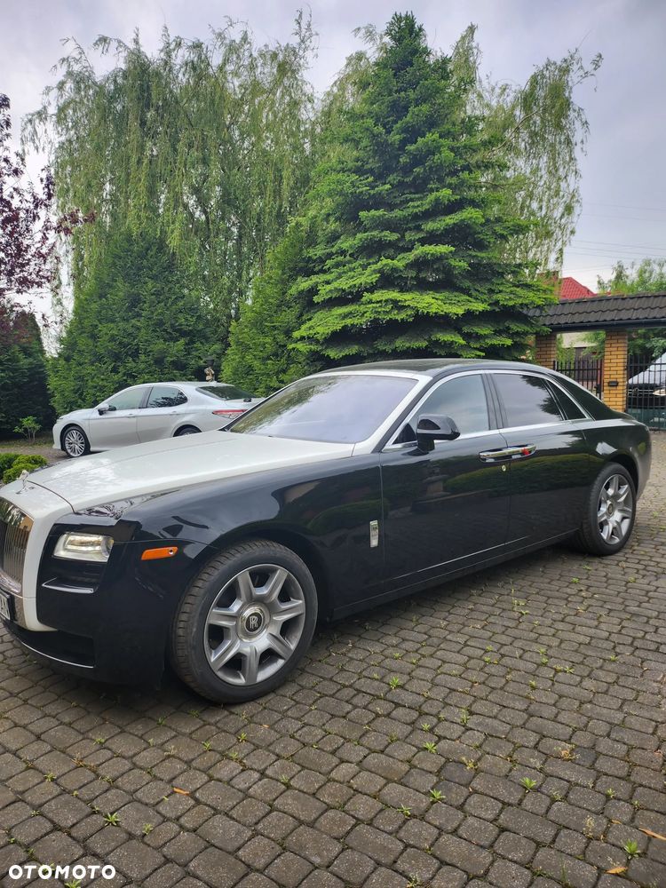 Rolls-Royce Ghost - 2